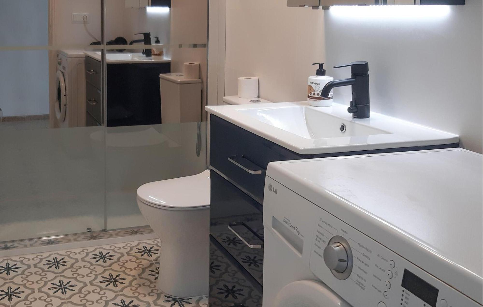 Awesome Apartment In Santa Susanna With Kitchen Ngoại thất bức ảnh